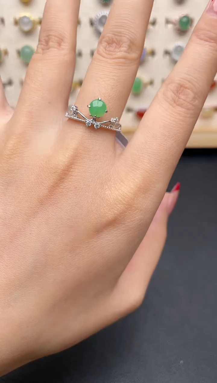 【闪购商品】翡翠戒指银S925镶嵌一物一证一礼盒