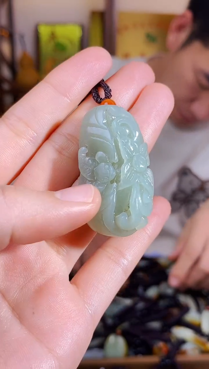 【闪购商品】和田玉颈饰未镶嵌1