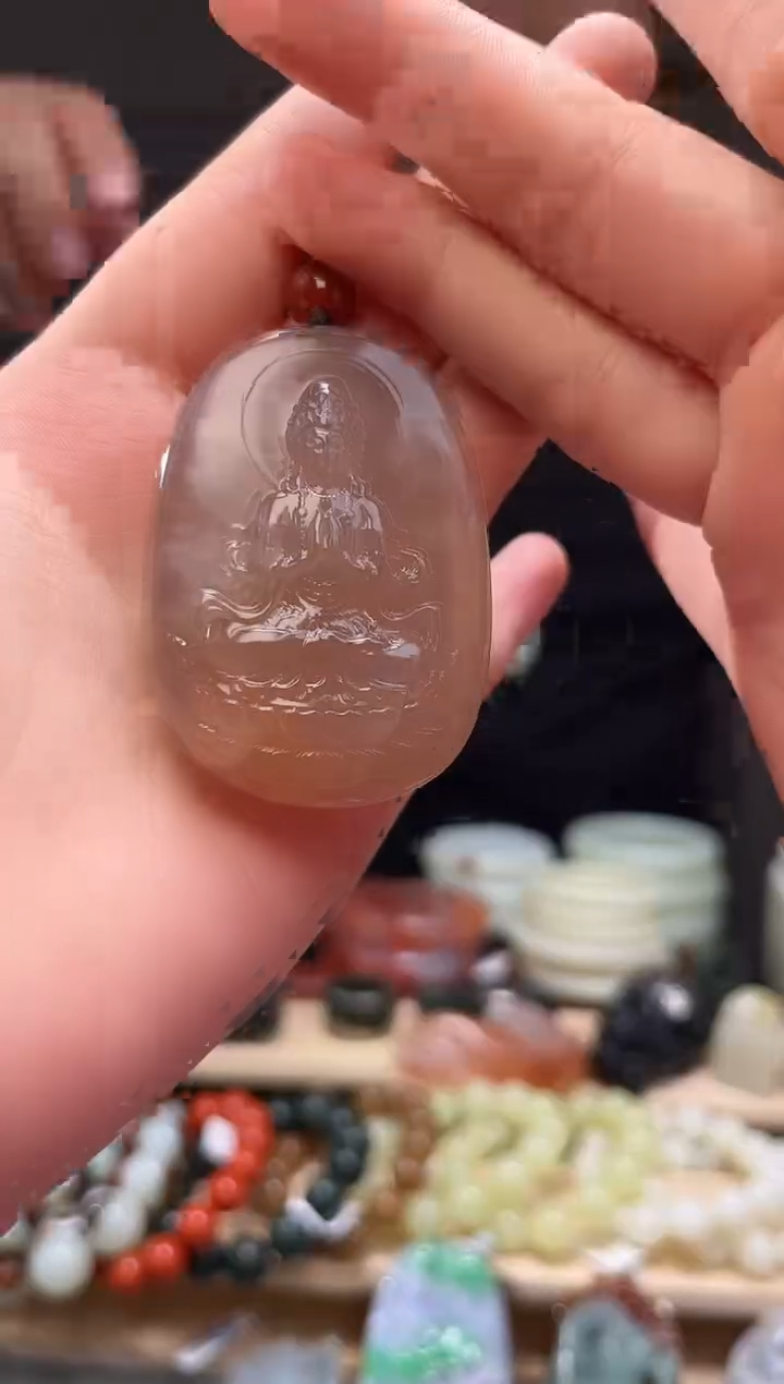 颈饰未镶嵌南红玛瑙吊坠