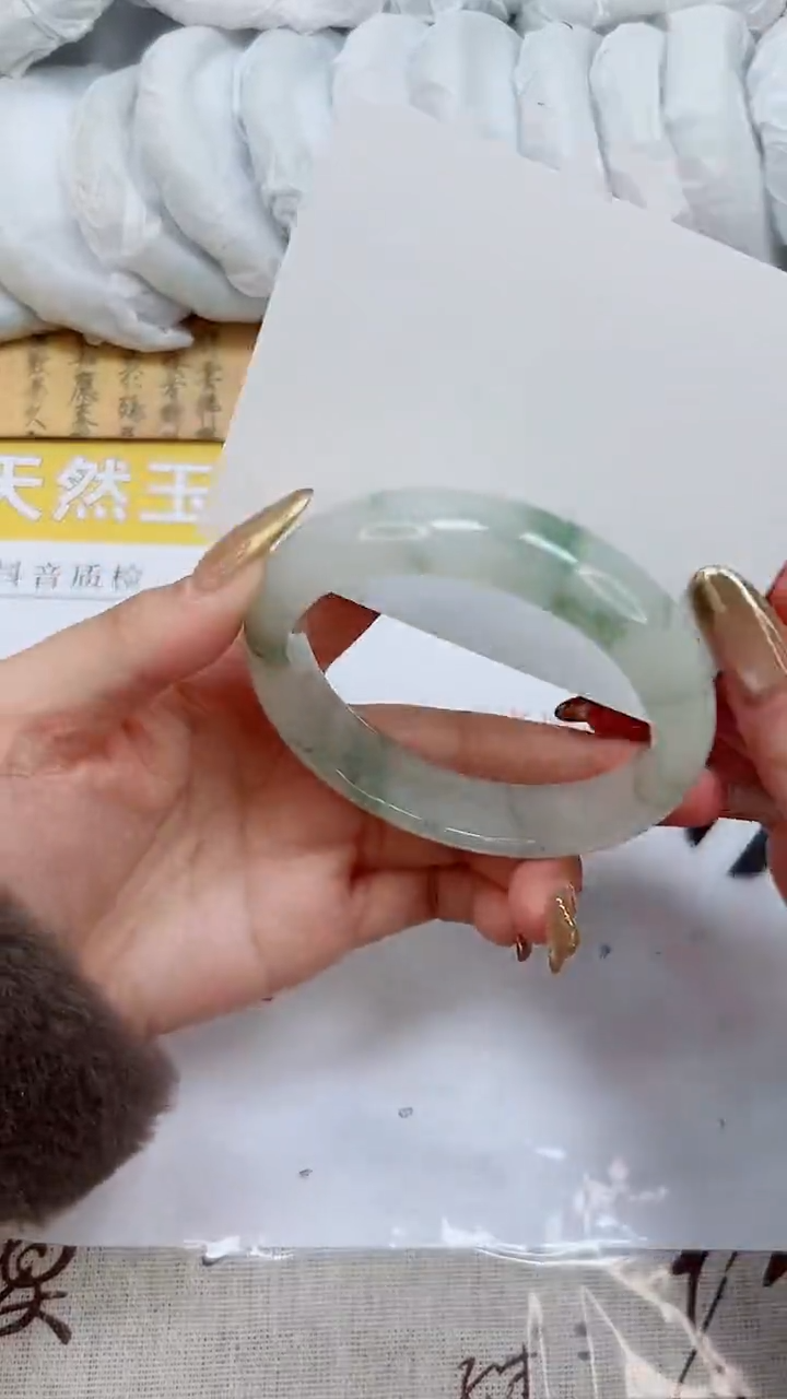 【闪购商品】石英质玉手镯未镶嵌K36-55