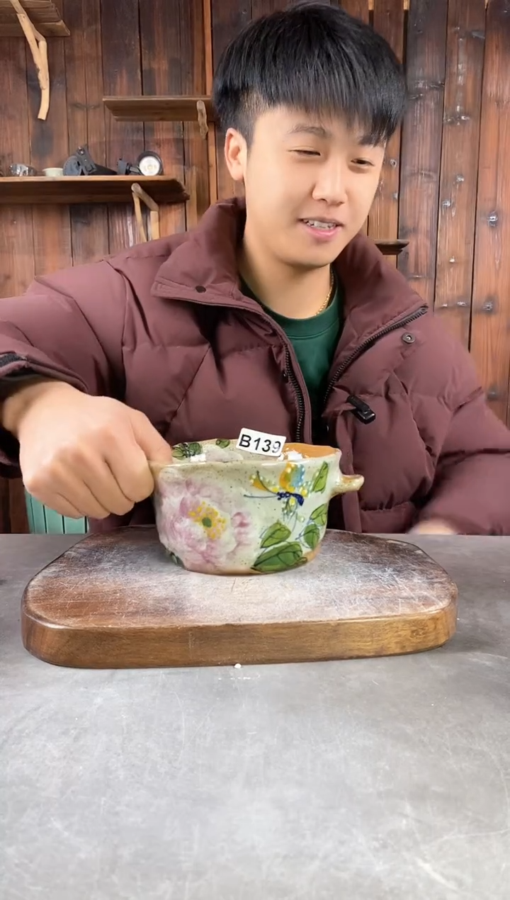 【闪购商品】碗139，手工手绘，新年快乐！