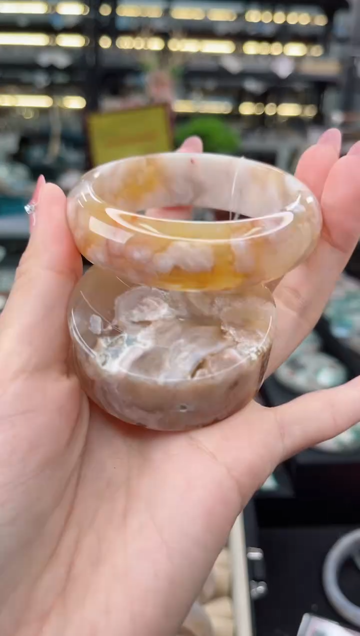 【闪购商品】石英质玉手镯未镶嵌54圈口（赠品镯心）3515674