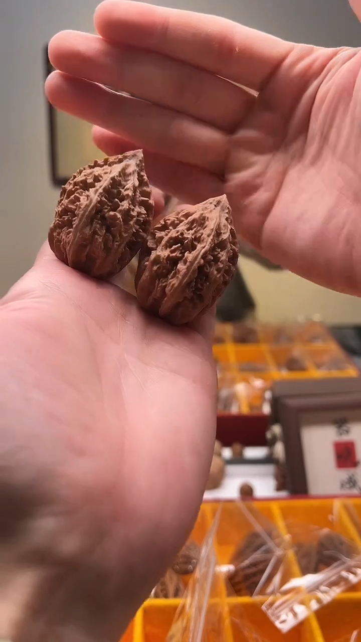 把件文玩核桃35mm +龙骨塔1对  6号