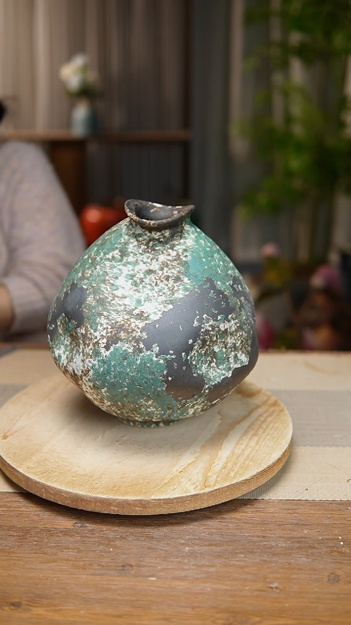 【闪购商品】陶瓷 花器涂鸦绿大肚