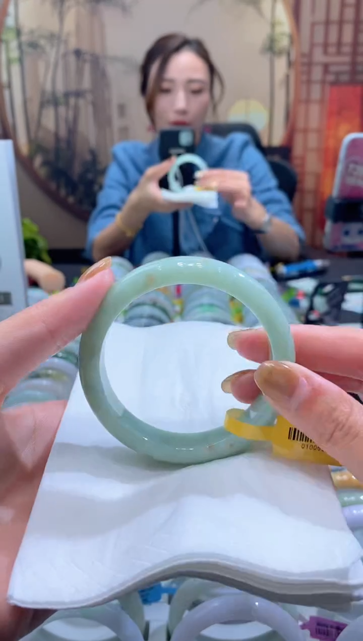 未镶嵌手镯翡翠000079086