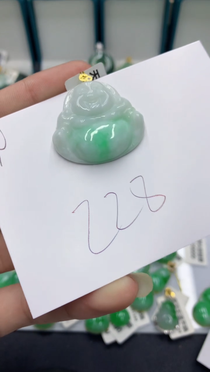 【闪购商品】翡翠颈饰18K金镶嵌翡翠