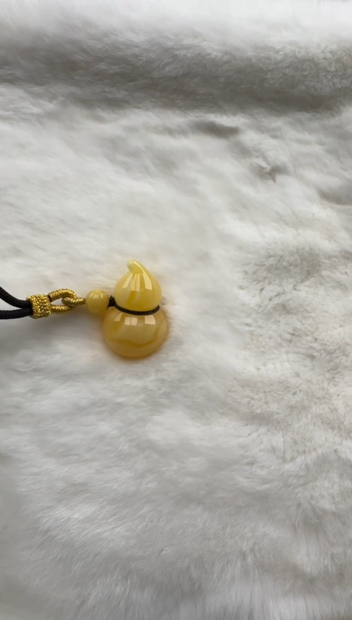 裸石琥珀未镶嵌HZ017