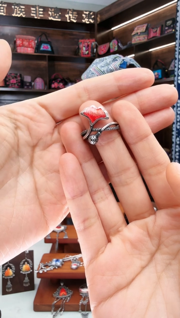 【闪购商品】织绣50蚩梦苗族古绣