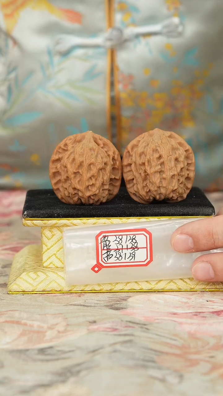 【闪购商品】文玩核桃把件非嫁接北京