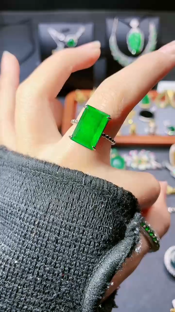 【闪购商品】翡翠戒指银S925镶嵌戒指