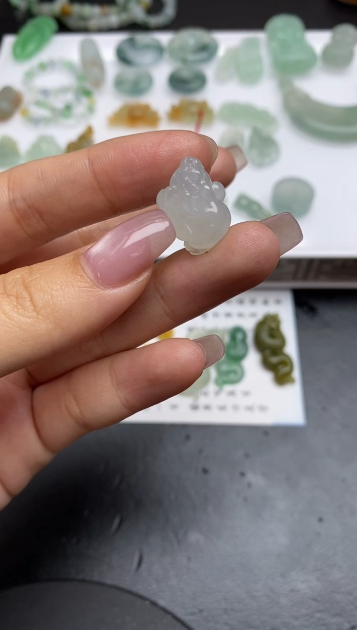 【闪购商品】定制翡翠未镶嵌翡翠毛货~