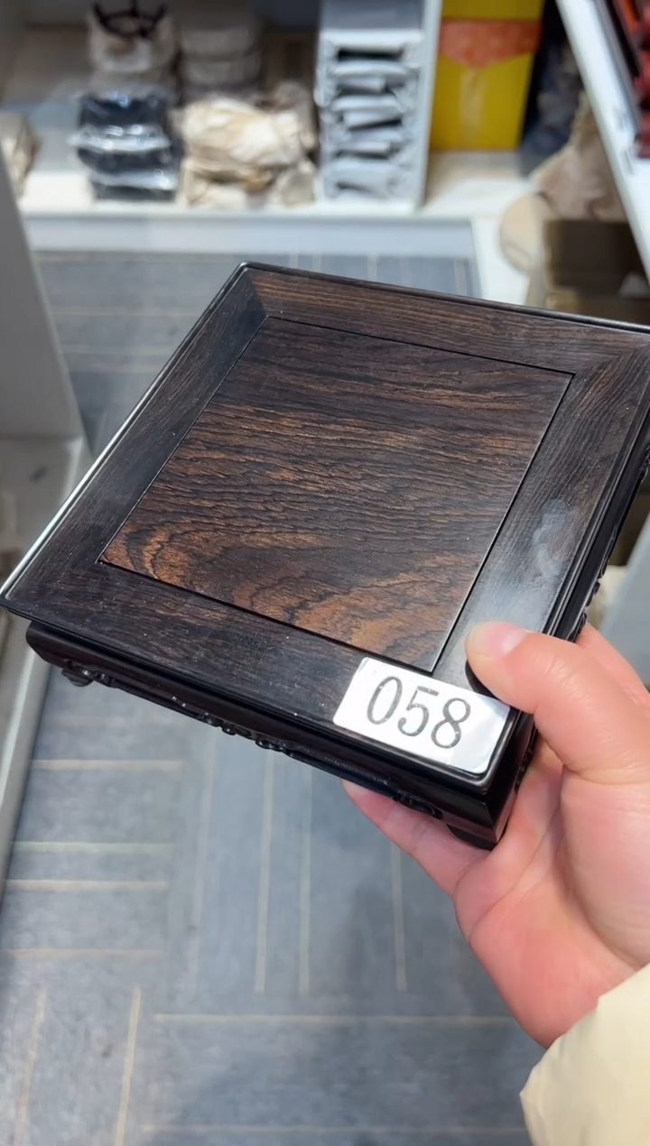 【闪购商品】黑酸枝木类端景台工艺品底座