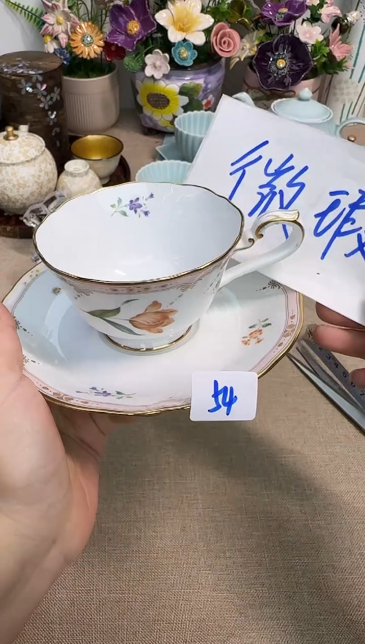 瓷片泡泡家的瓷器真好看