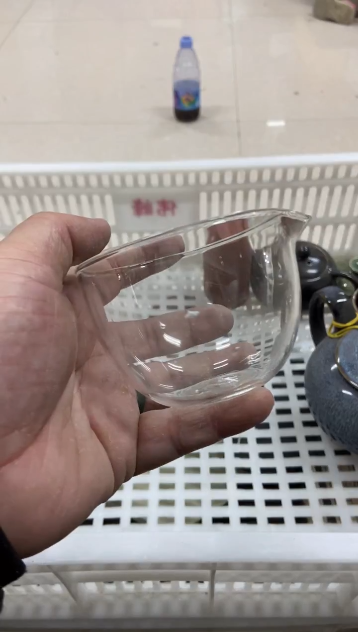 杯子瓷无运费险有瑕疵的摄影的产品有使用过的痕迹有点脏介意勿拍