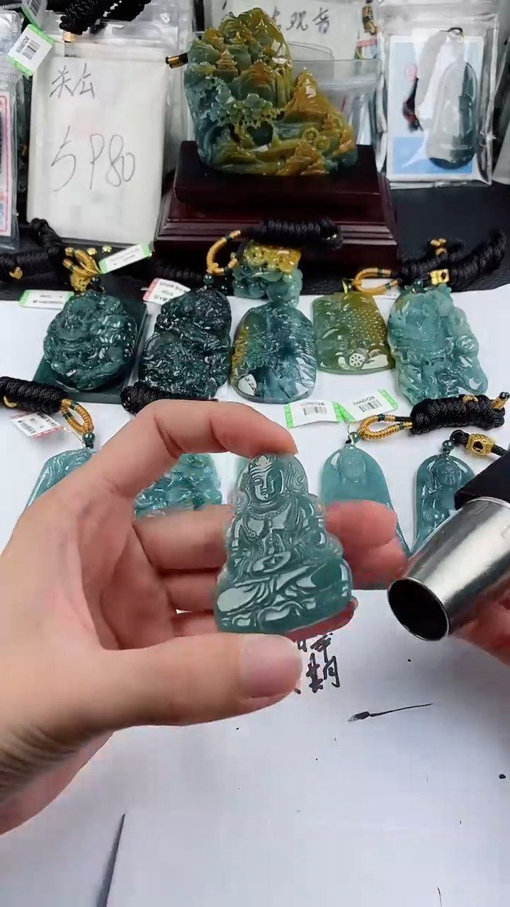 【闪购商品】翡翠颈饰未镶嵌多样性一件随机发货 观音99