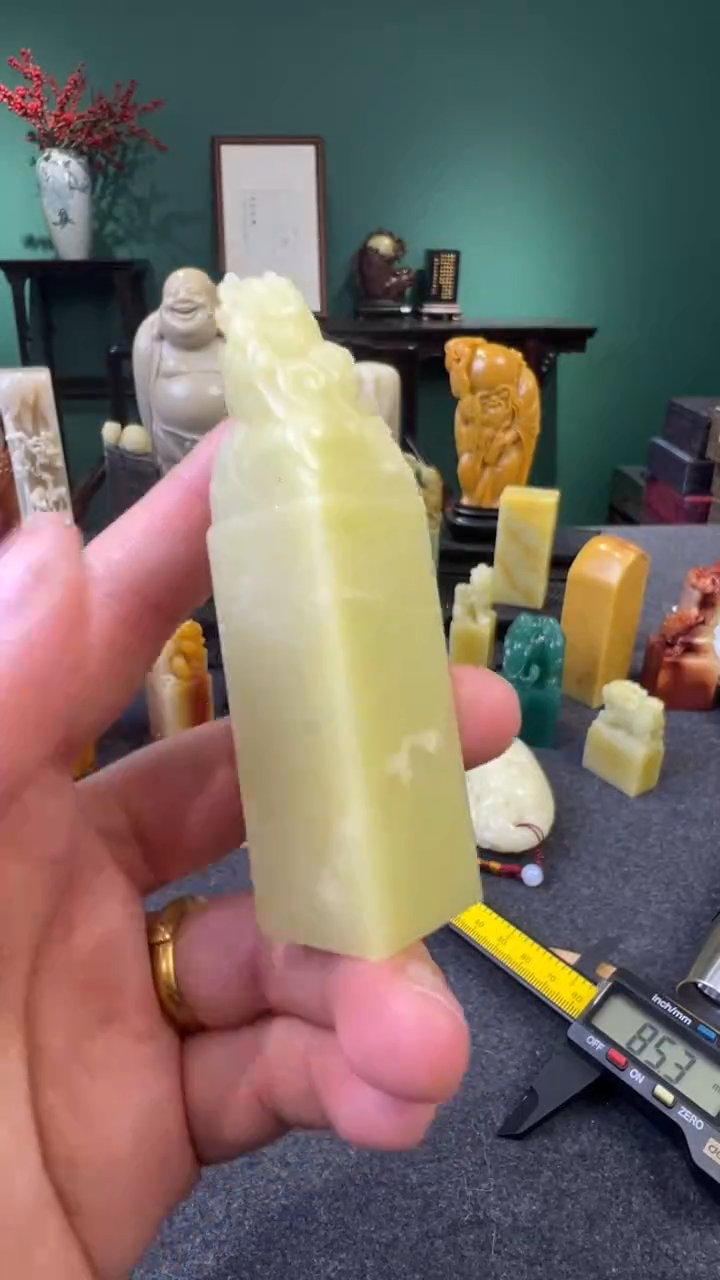 【闪购商品】青田石封门青瑞兽钮