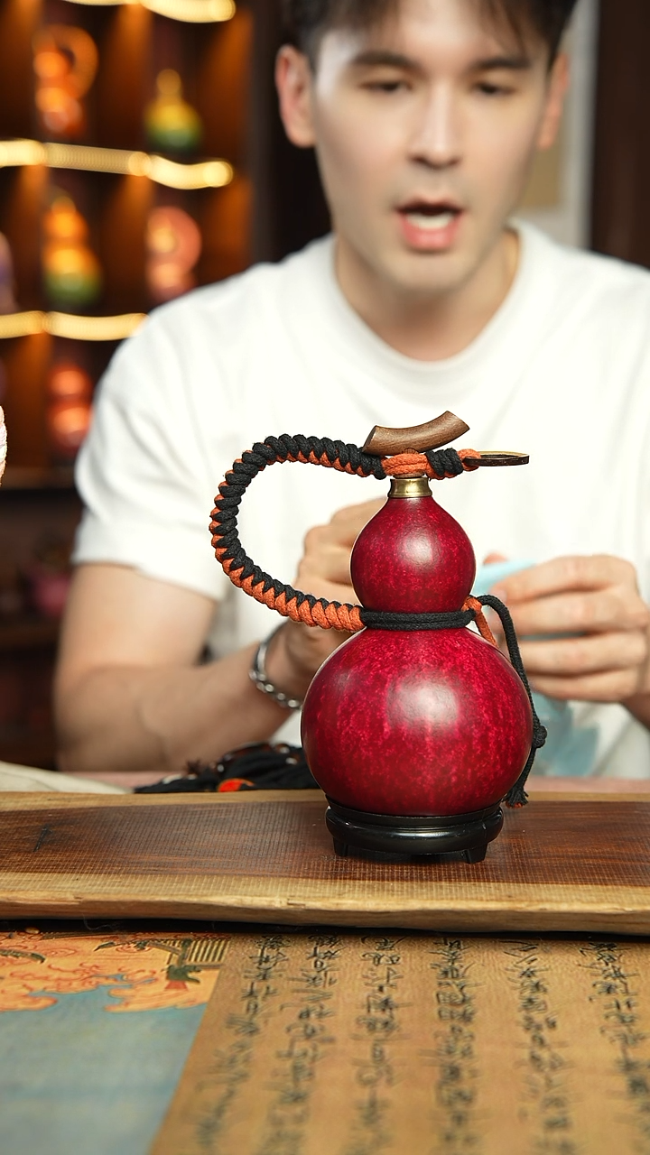 118号精选福利非遗漆器酒葫芦