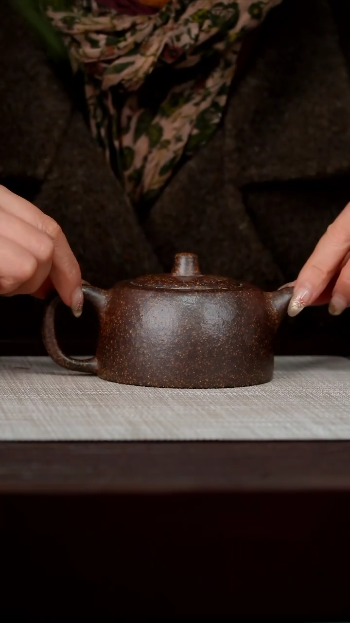 【闪购商品】宜兴原矿紫砂壶茶壶200C