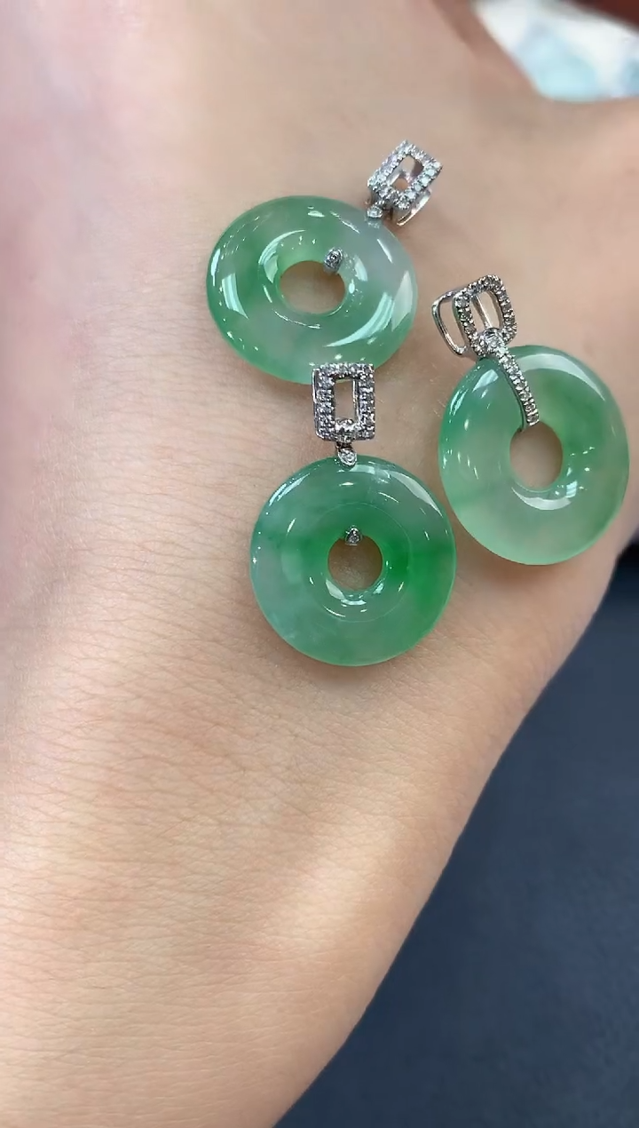 【闪购商品】翡翠吊坠(不含链)18K金镶嵌 B23多样性一件发货