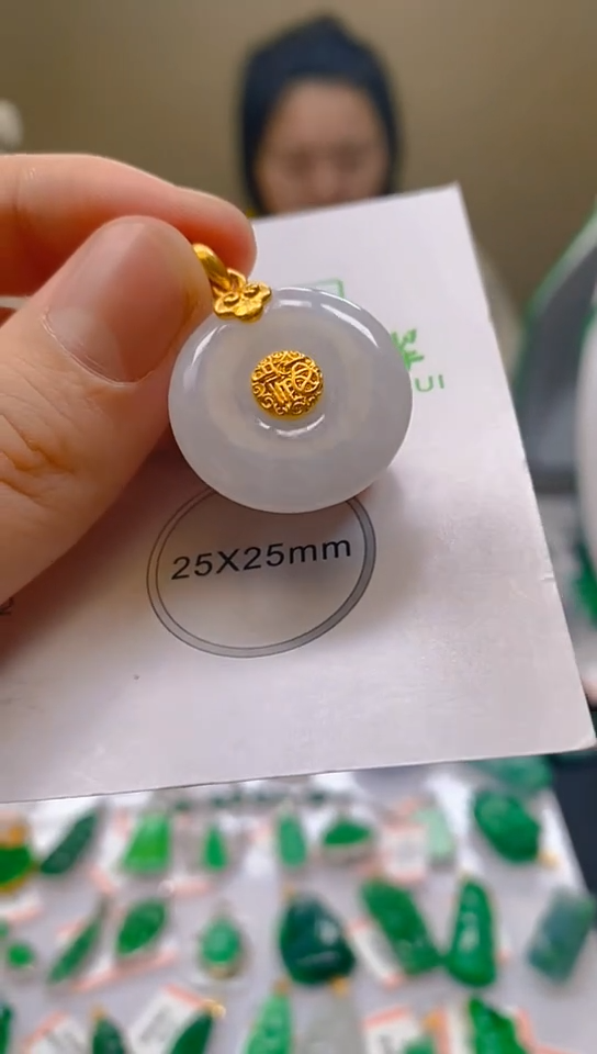 【闪购商品】翡翠颈饰18K金镶嵌新号开播，全场乱卖