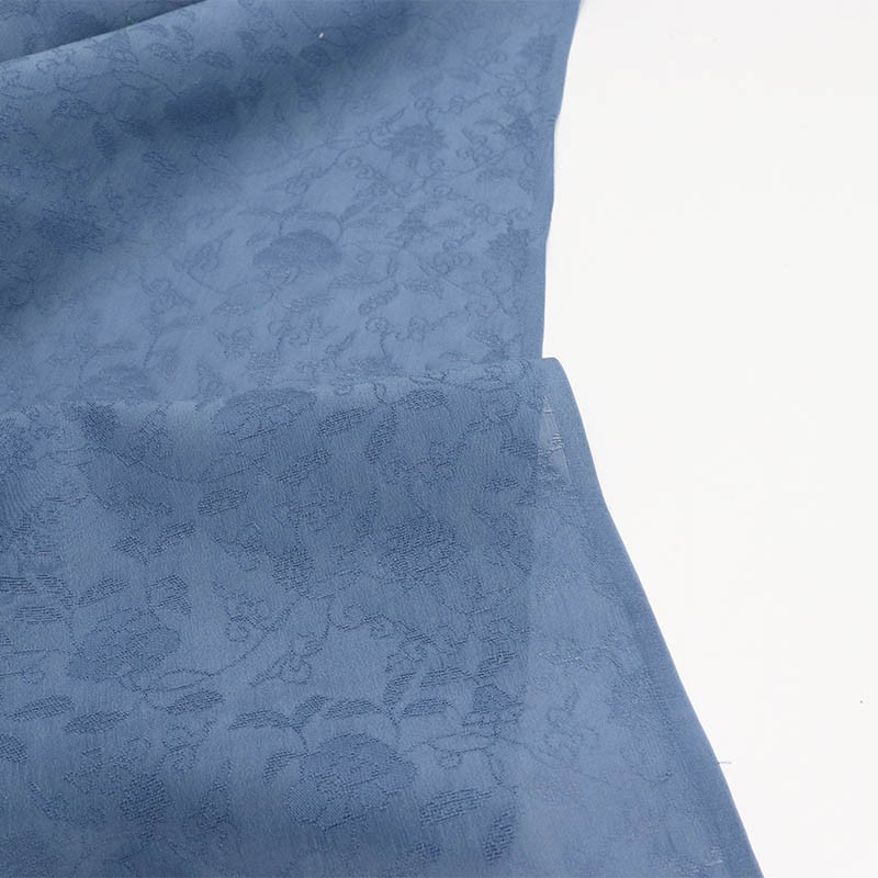 026窄幅黑色篮彩一版牡丹2.4纹意匠是正绢类最适合做衣服的面料