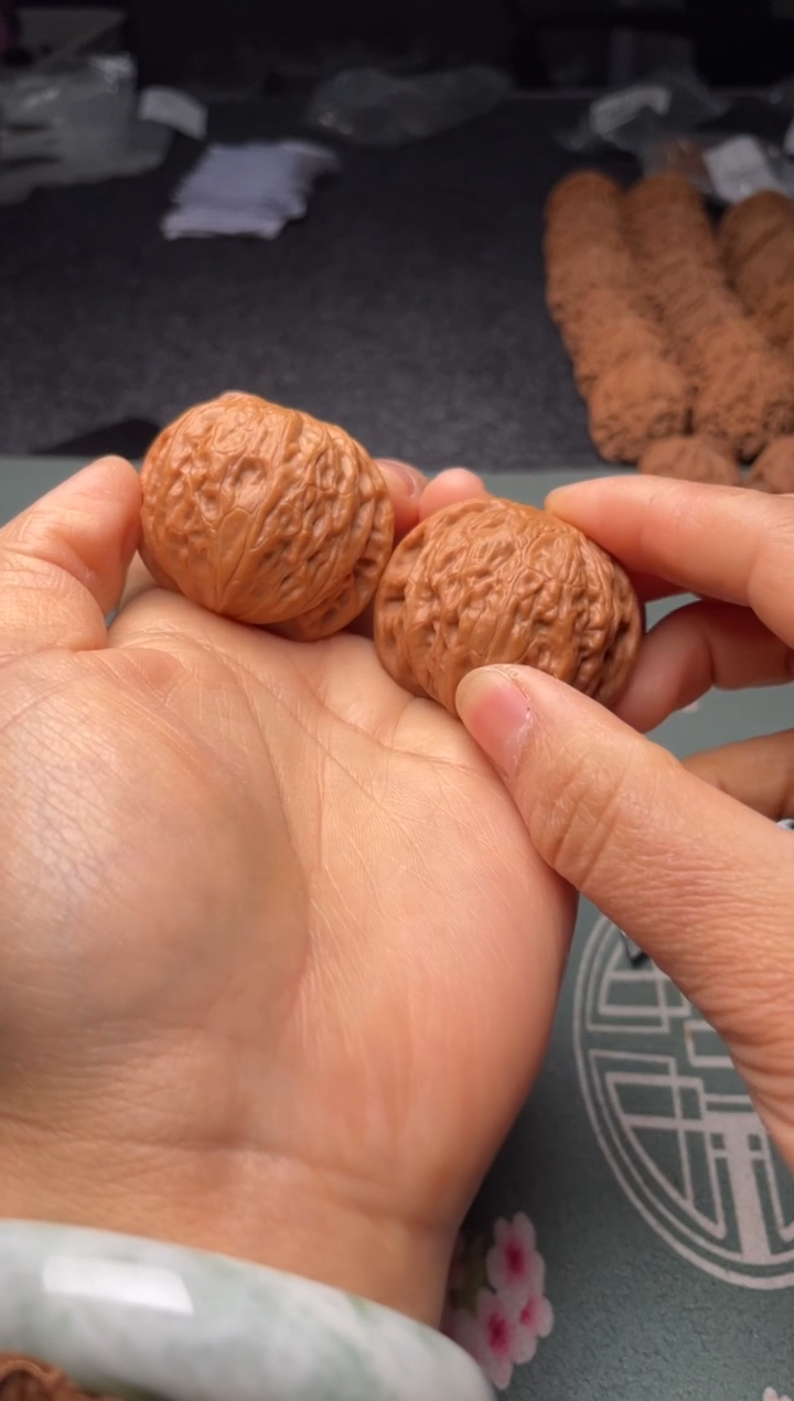 把件文玩核桃w27  铁锤 42尺