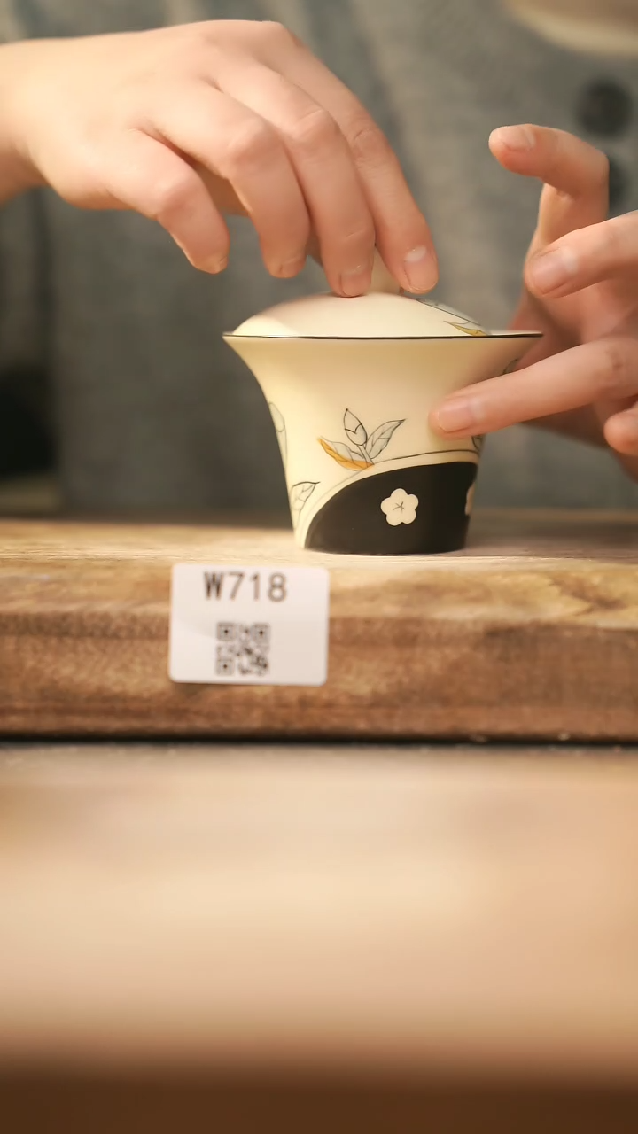【闪购商品】【经典福利】/ 盖碗@@W718