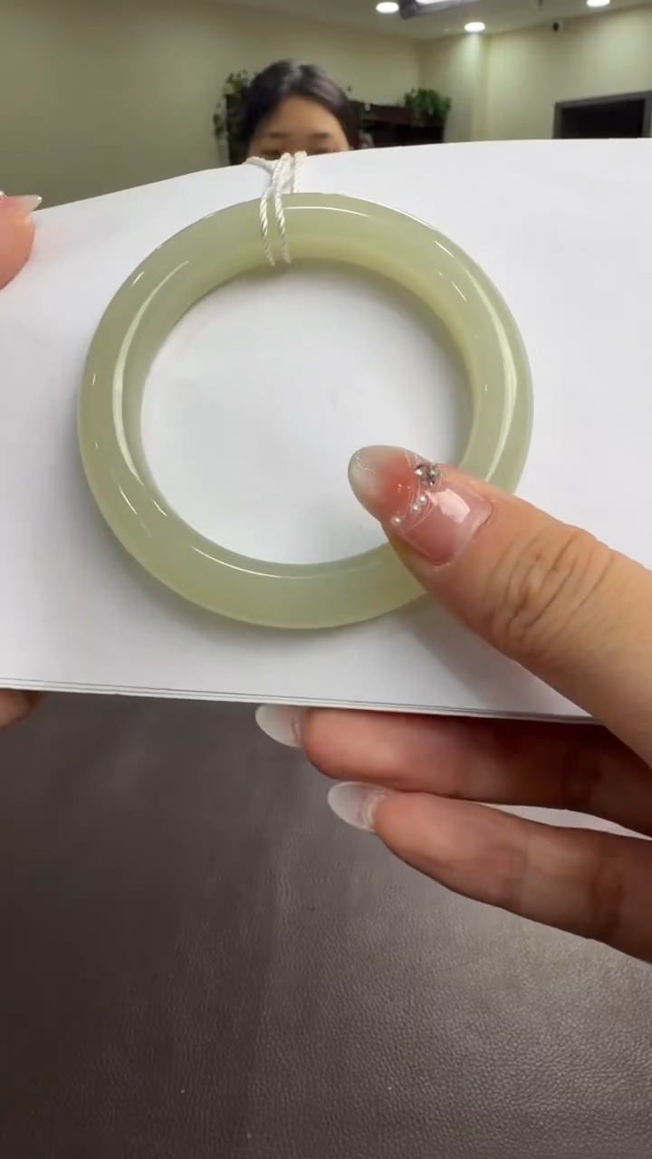 颈饰未镶嵌和田玉手镯56