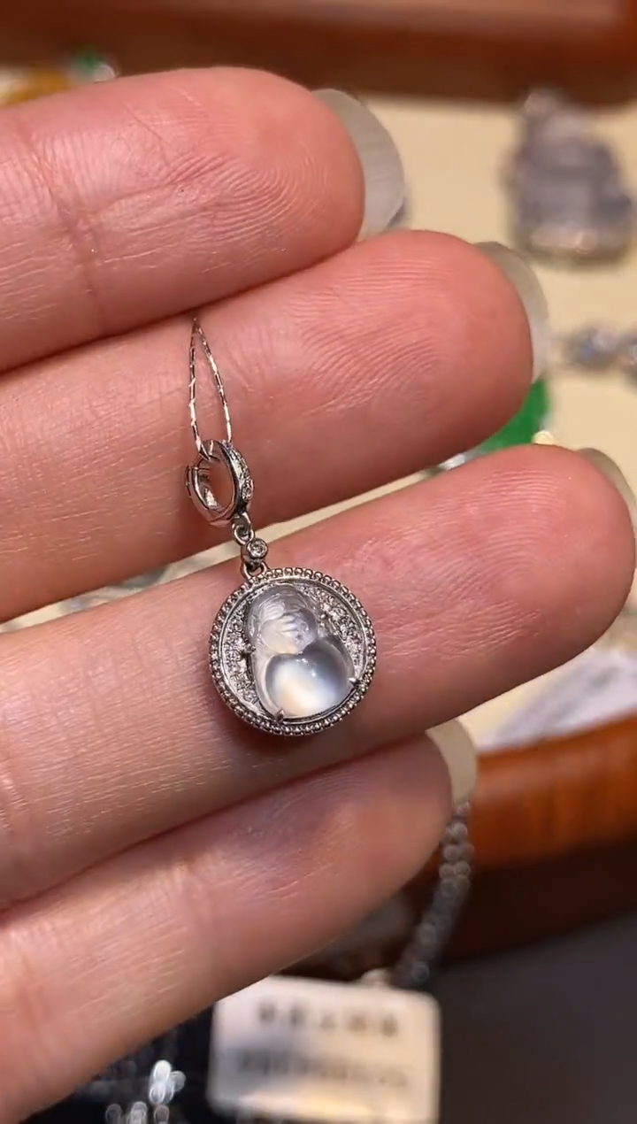 【闪购商品】翡翠吊坠(不含链)18K金镶嵌吊坠