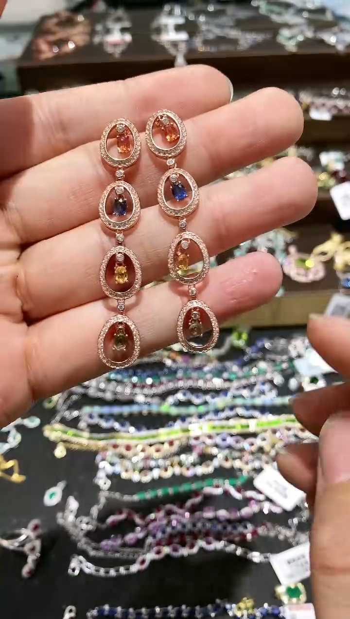 【闪购商品】蓝宝石耳饰银S925镀金镶嵌耳钉