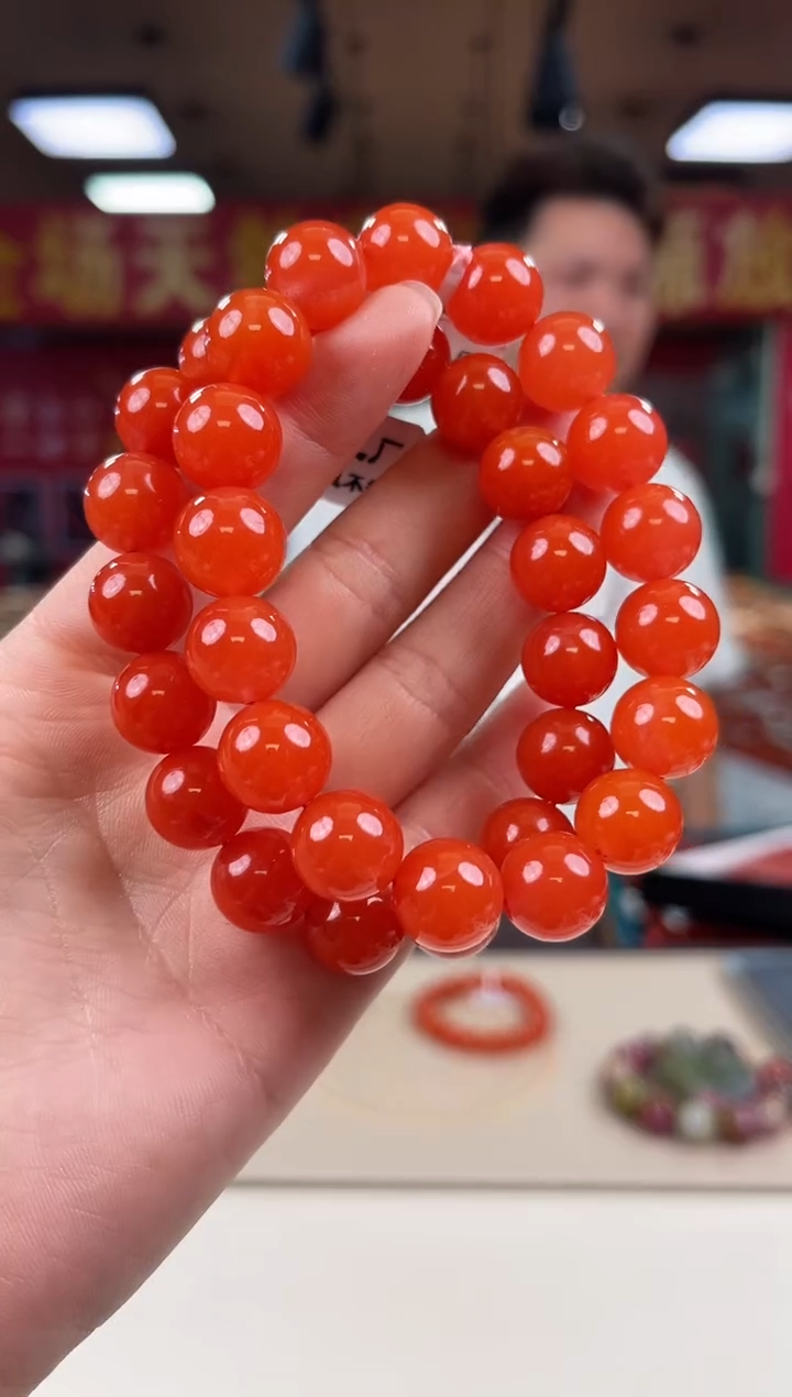 未镶嵌滴水洞手串12+南红玛瑙（多样式发其一）