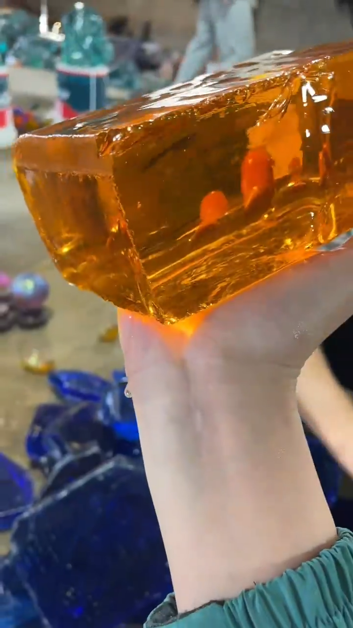 新疆托帕石原石摆件