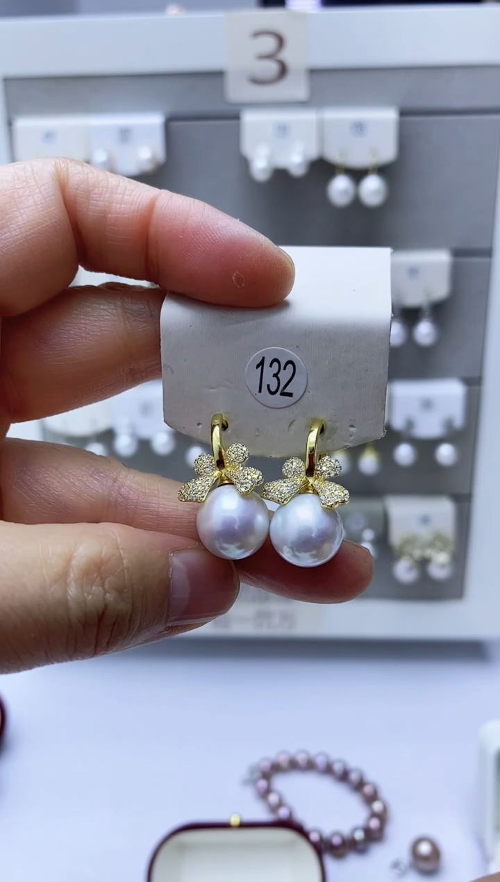 【闪购商品】淡水珍珠耳饰银S925镶嵌132