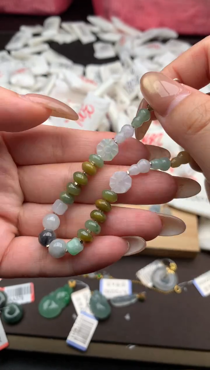 【闪购商品】翡翠手链未镶嵌一