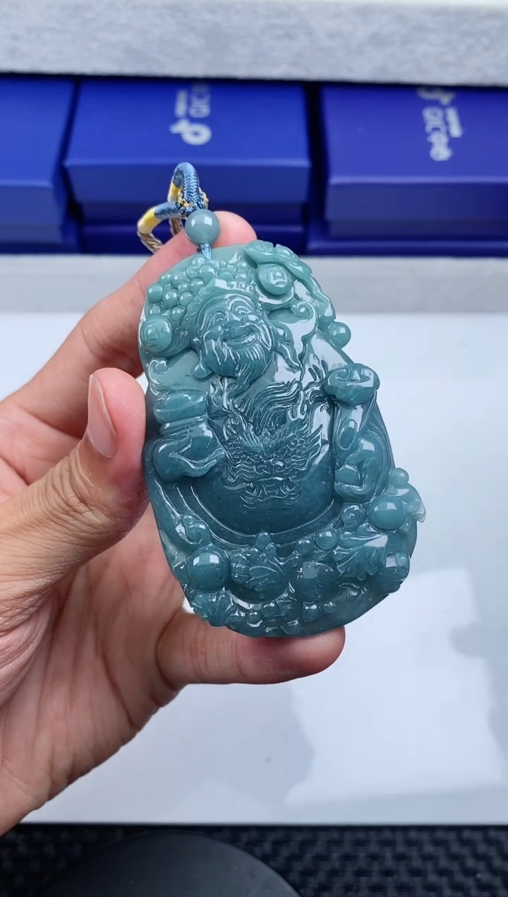 翡翠未镶嵌颈饰111111111