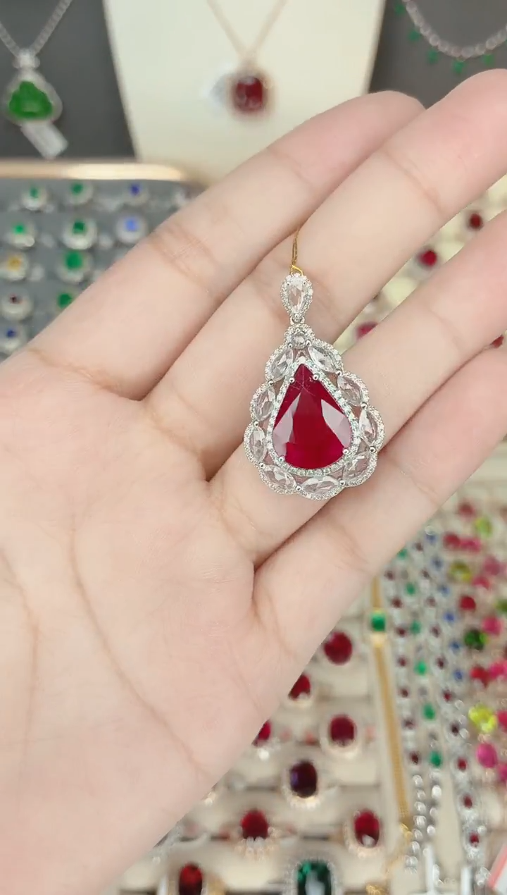 铂Pt950镶嵌碧玺吊坠碧玺7.9CT