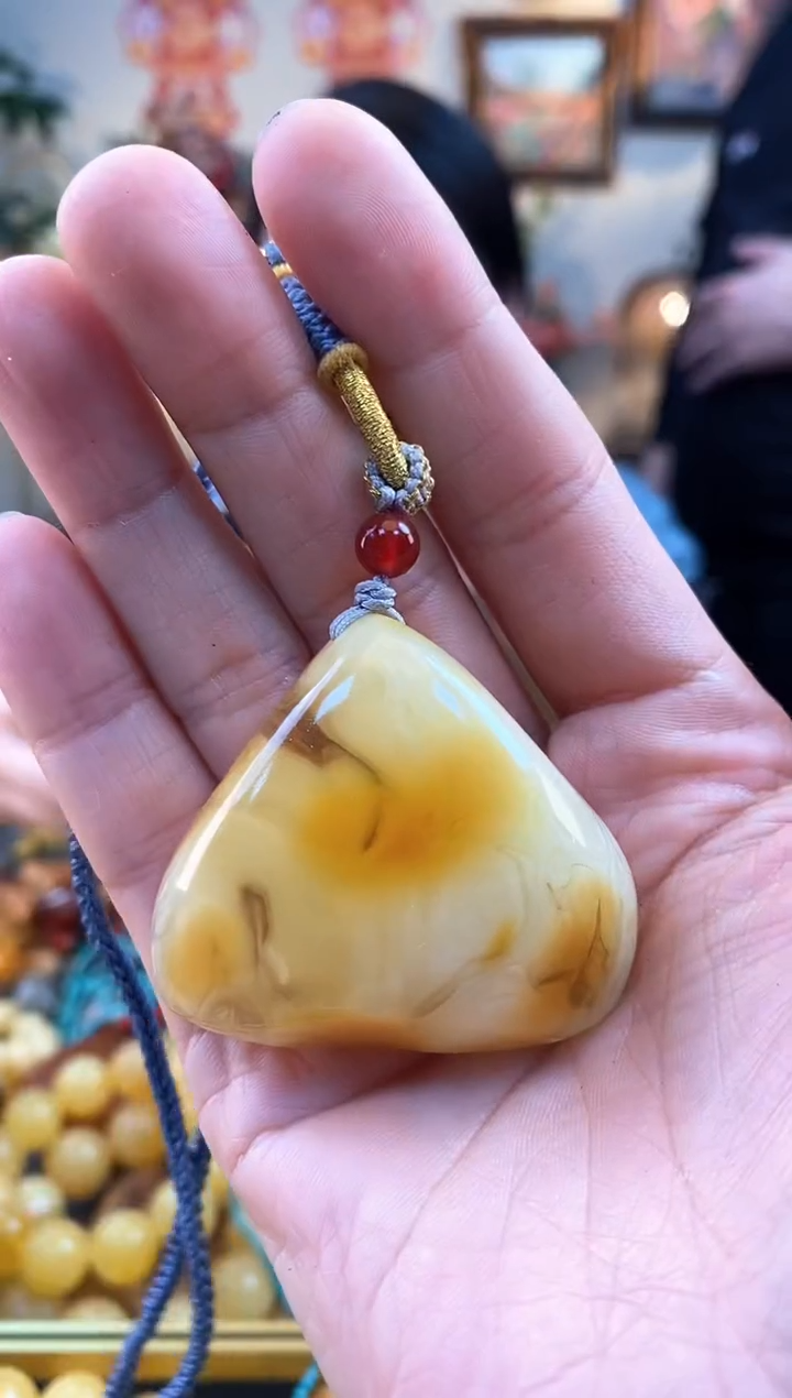 【闪购商品】琥珀颈饰未镶嵌吊坠