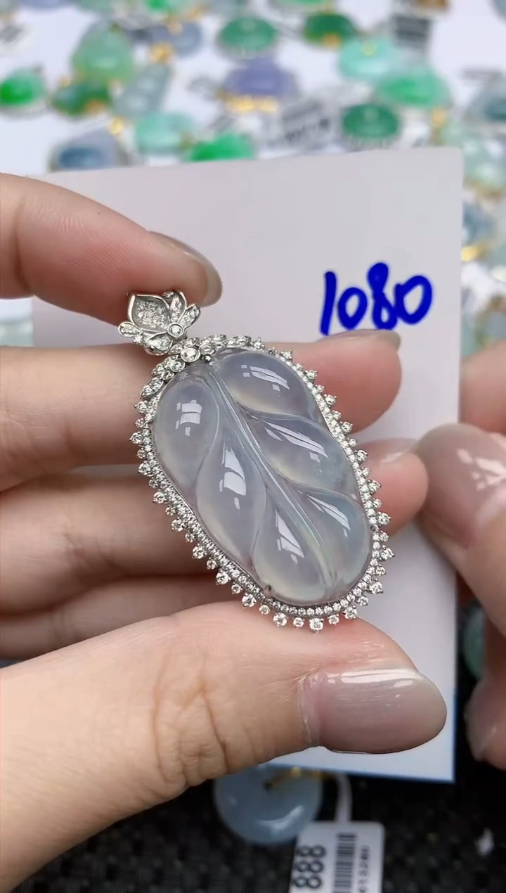 【闪购商品】翡翠颈饰18K金镶嵌天然翡翠A货