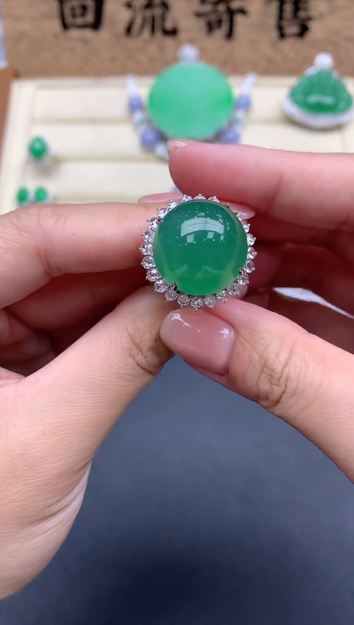 【闪购商品】翡翠戒指18K金镶嵌516-中国好珍宝