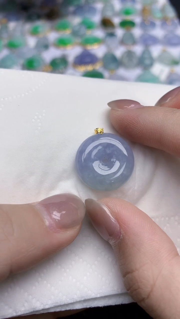 【闪购商品】翡翠颈饰未镶嵌天然翡翠A货