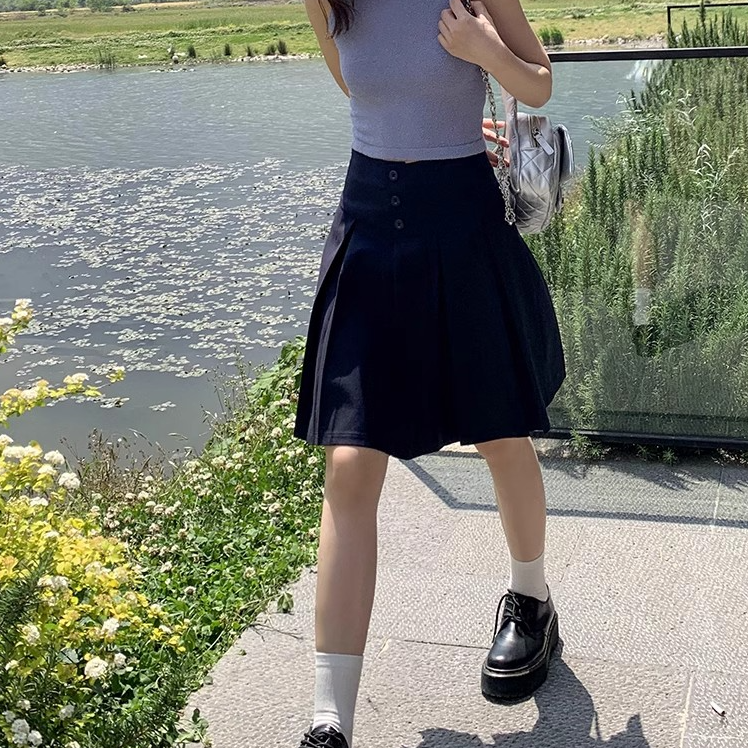 2025春秋款单排扣设计感外穿百褶裙女洋气高腰显瘦百搭a字半身裙