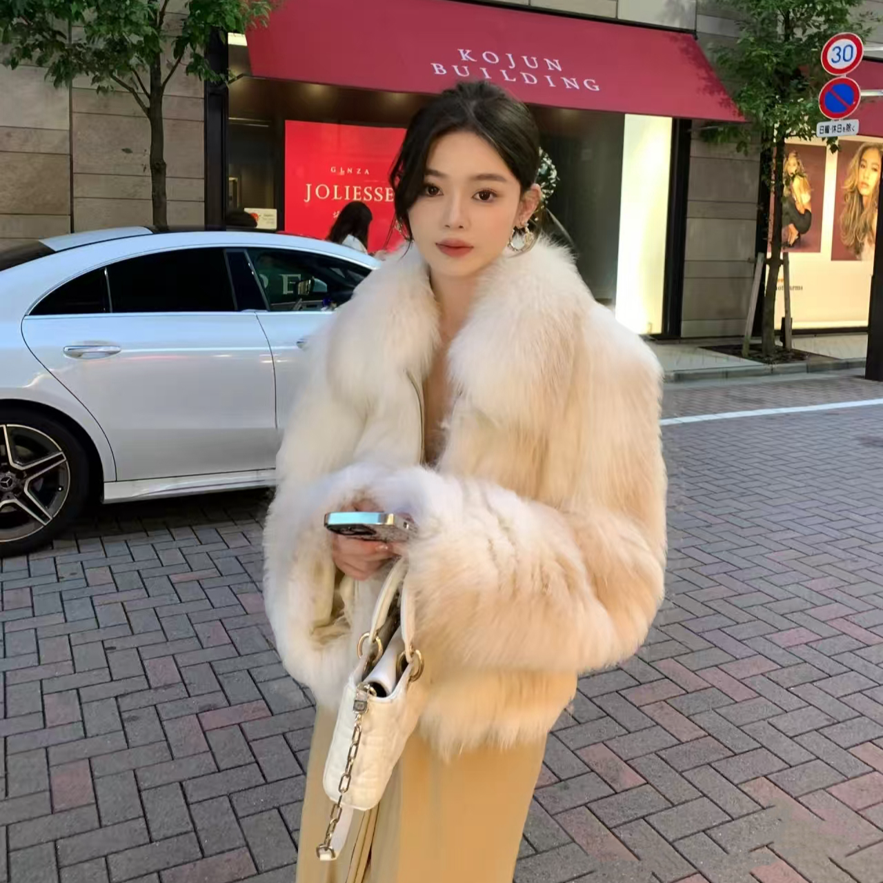 【安卡】2024【娇奢千金】saga级狐狸毛整皮领子拉链款