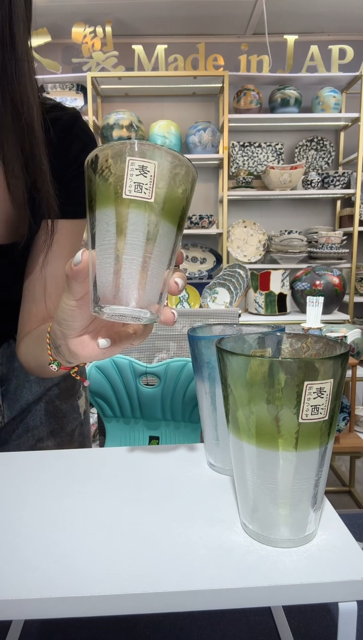陶瓷300ml阔口杯-杯口淡绿一只