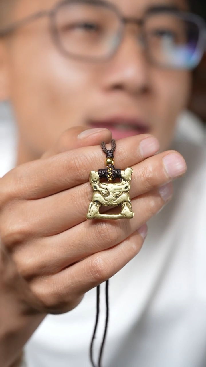 【闪购商品】老扣(多样性发货，发其一）