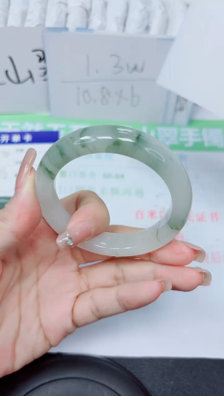石英质玉手镯未镶嵌73  51