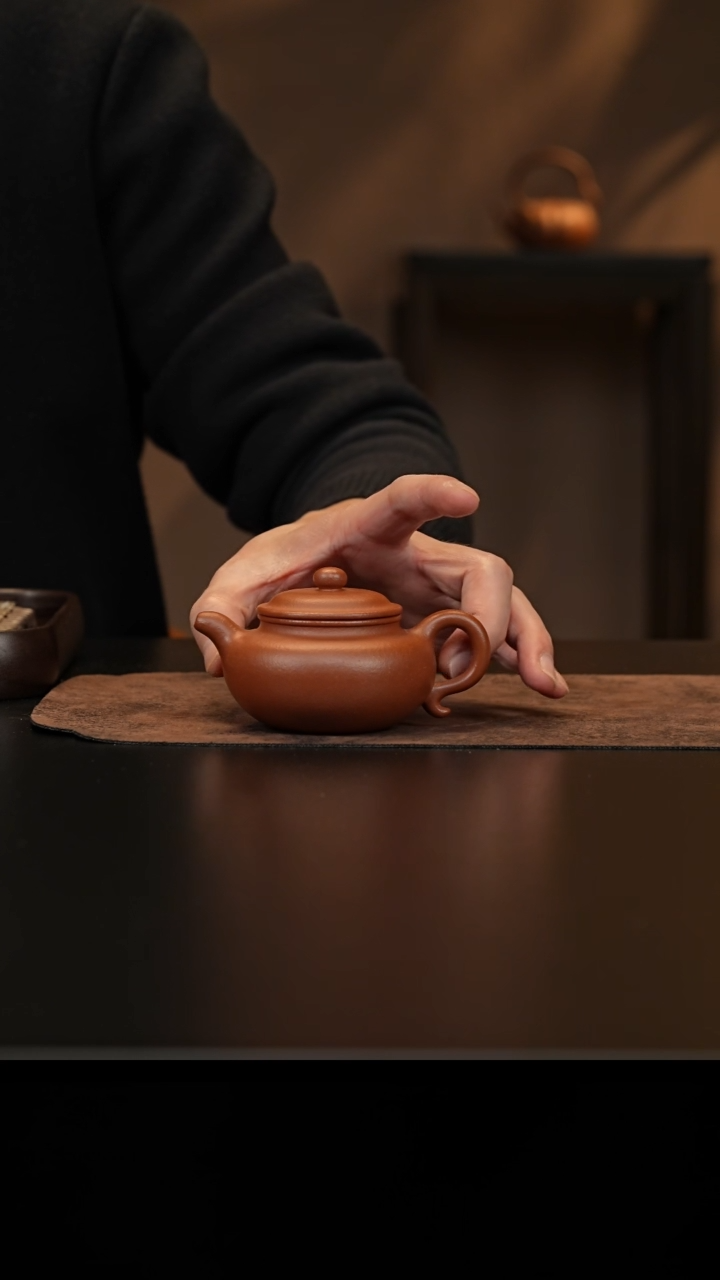 【闪购商品】紫砂茶壶允禾斋wyst 红降坡 仿古