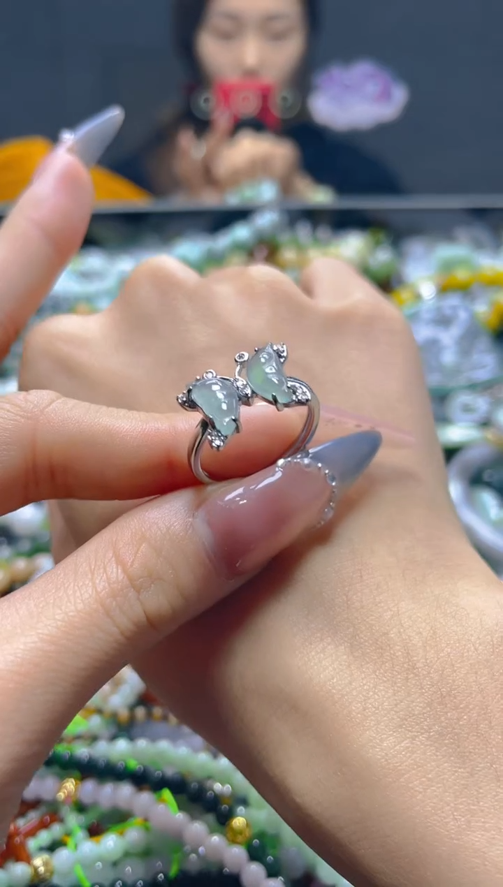 颈饰未镶嵌翡翠/G/翡翠A货，一件也是批发价