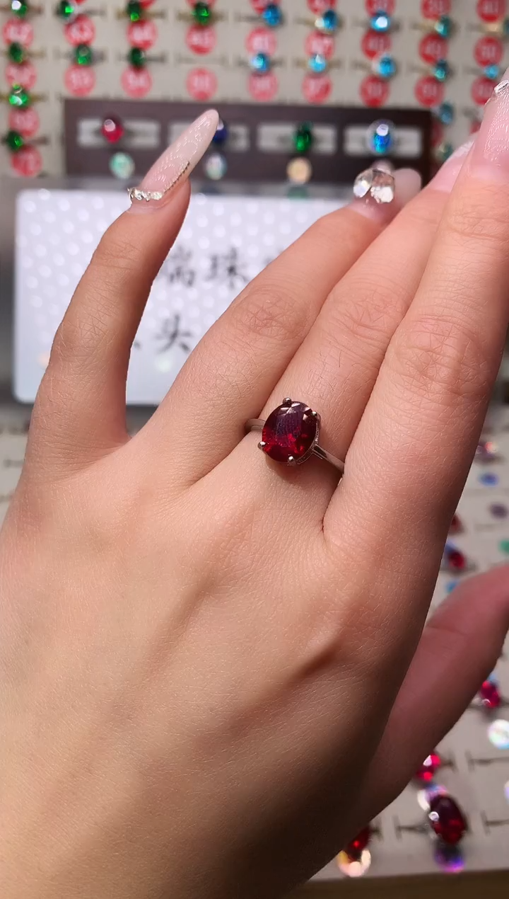 银S925镶嵌戒指红宝石8*10 酒红 银托