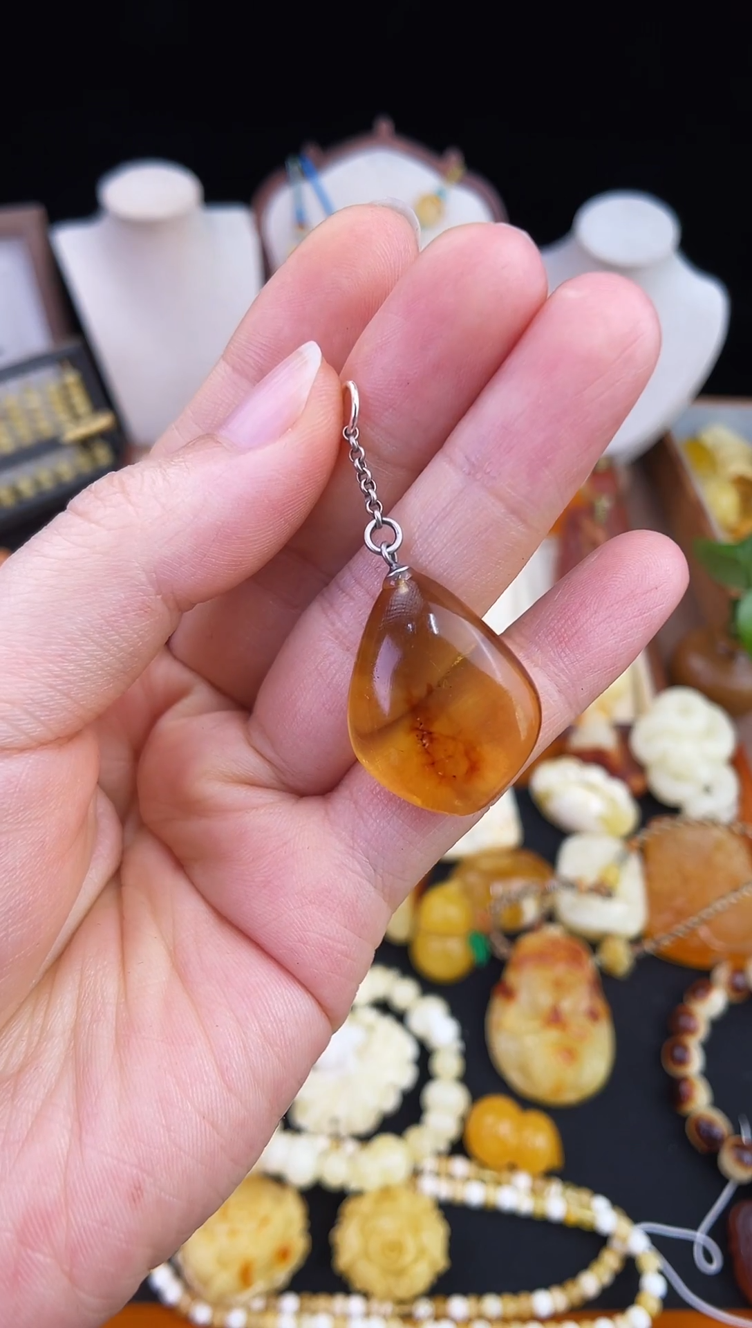 琥珀未镶嵌珠宝奇石柒月