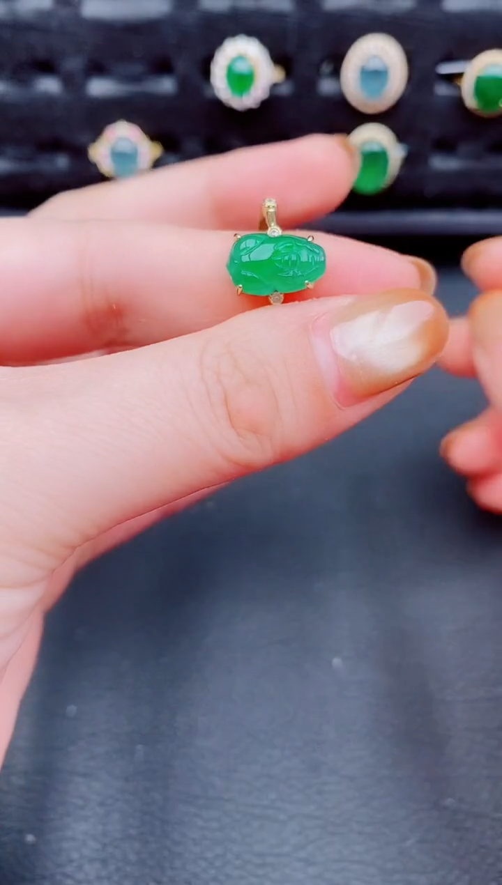 【闪购商品】翡翠戒指银S925镶嵌天然a货翡翠936